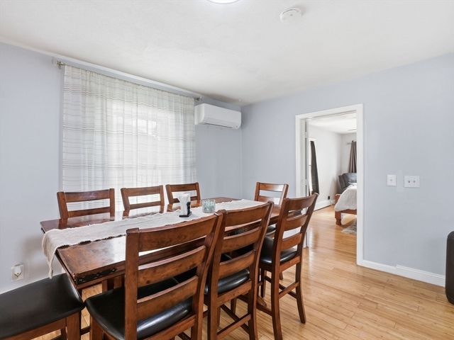 85 Purchase St, Milford, MA 01757