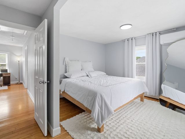 85 Purchase St, Milford, MA 01757
