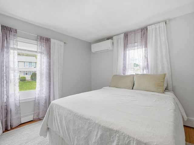 85 Purchase St, Milford, MA 01757
