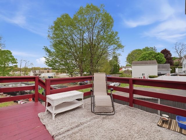 85 Purchase St, Milford, MA 01757