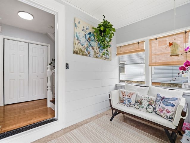 85 Purchase St, Milford, MA 01757