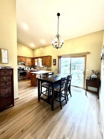 W5424 RED CLOVER TRAIL, Appleton, WI 54915