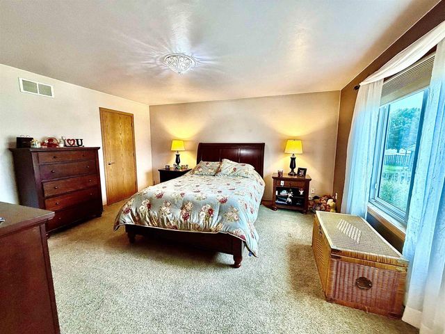 W5424 RED CLOVER TRAIL, Appleton, WI 54915