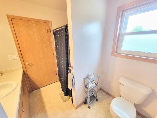 W5424 RED CLOVER TRAIL, Appleton, WI 54915