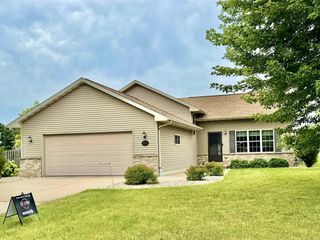 W5424 RED CLOVER TRAIL, Appleton, WI 54915