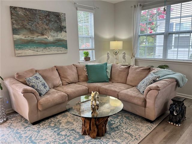 4452 Turnworth ARCH, Virginia Beach, VA 23456