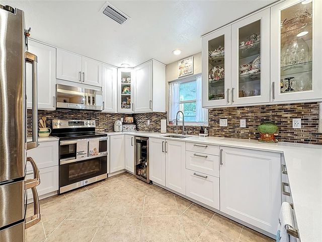 304 MINDY DRIVE, Largo, FL 33771