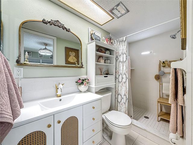 304 MINDY DRIVE, Largo, FL 33771