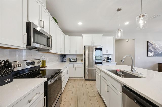 10053 SPRING LAKE DRIVE, Clermont, FL 34711