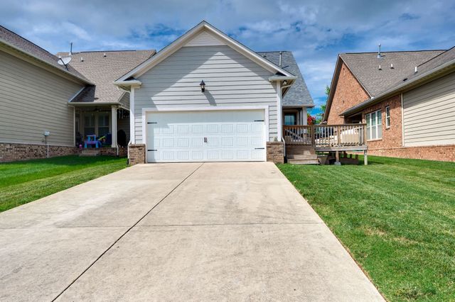 2840 Americus Dr, Thompsons Station, TN 37179