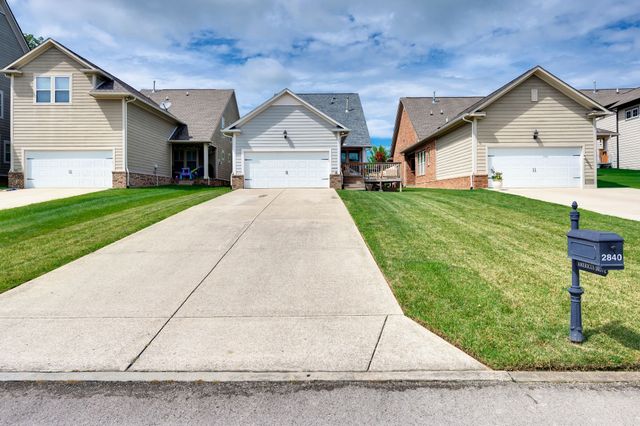 2840 Americus Dr, Thompsons Station, TN 37179