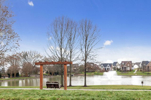 2840 Americus Dr, Thompsons Station, TN 37179