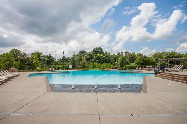 2840 Americus Dr, Thompsons Station, TN 37179