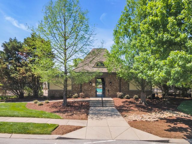 2840 Americus Dr, Thompsons Station, TN 37179