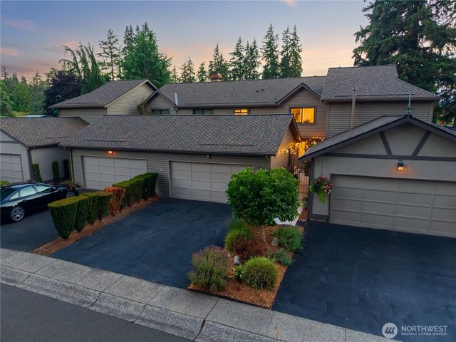 16957 65th Lane NE, Kenmore, WA 98028