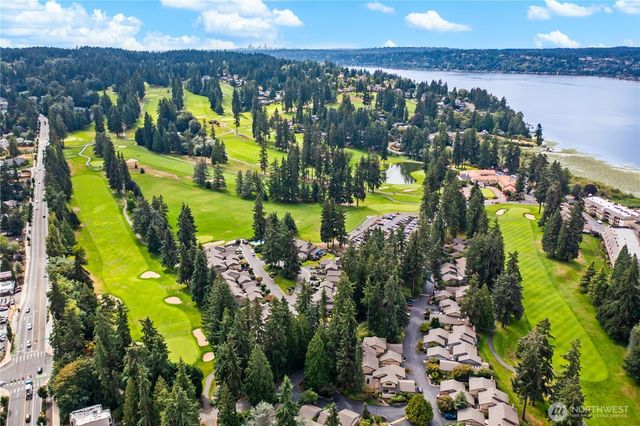 16957 65th Lane NE, Kenmore, WA 98028