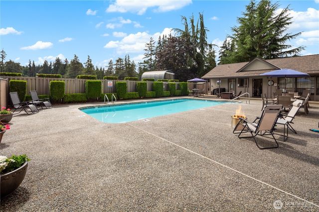 16957 65th Lane NE, Kenmore, WA 98028