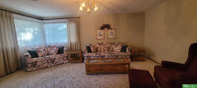 707 N Beaver Avenue, York, NE 68467