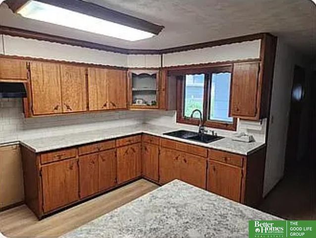 707 N Beaver Avenue, York, NE 68467