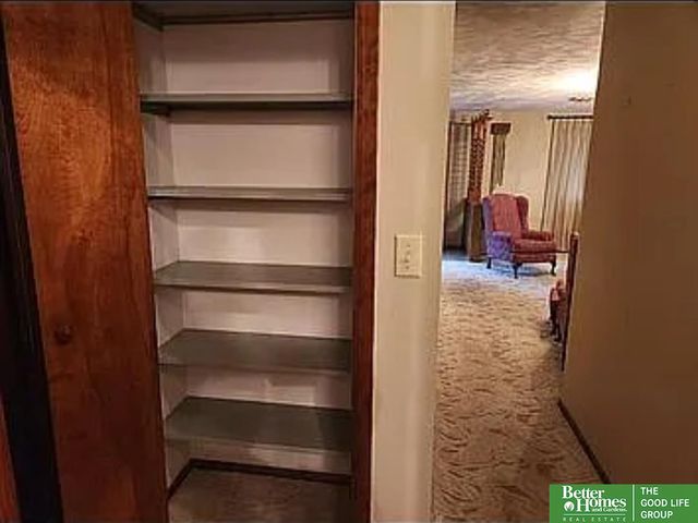 707 N Beaver Avenue, York, NE 68467