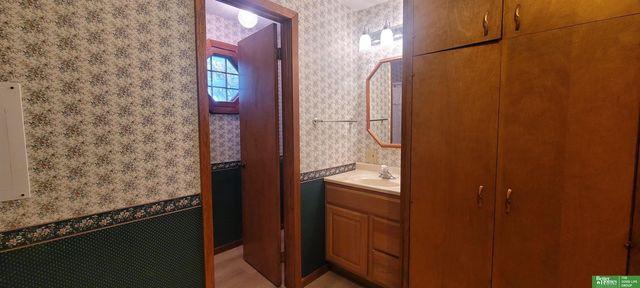 707 N Beaver Avenue, York, NE 68467