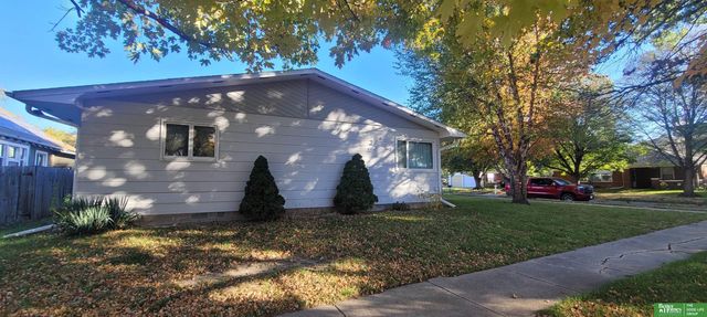 707 N Beaver Avenue, York, NE 68467