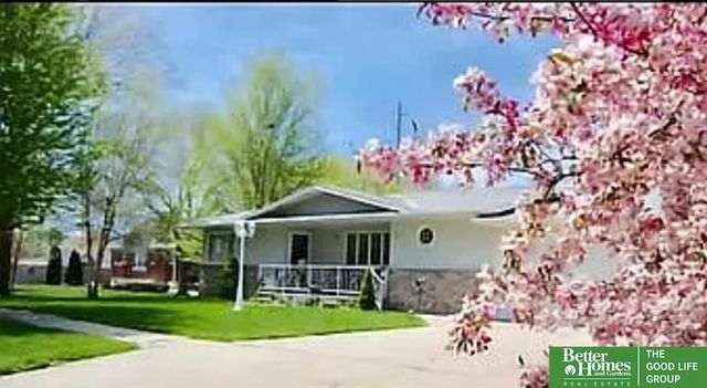 707 N Beaver Avenue, York, NE 68467