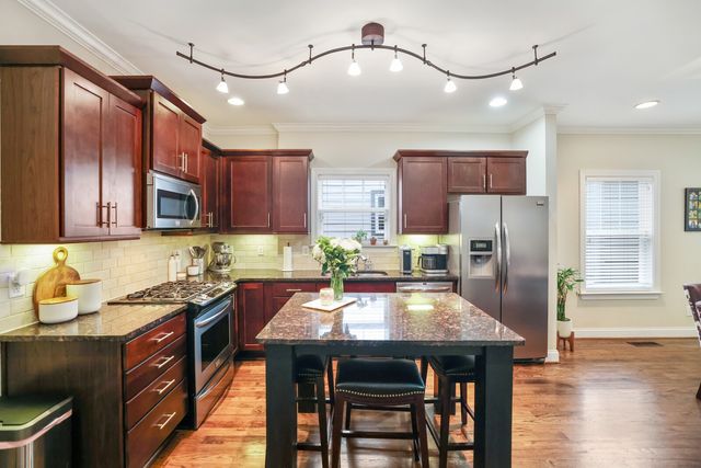 1707A 14th Ave, S, Nashville, TN 37212