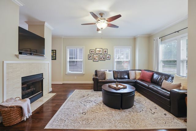 1707A 14th Ave, S, Nashville, TN 37212