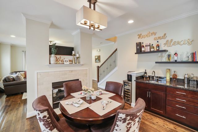 1707A 14th Ave, S, Nashville, TN 37212