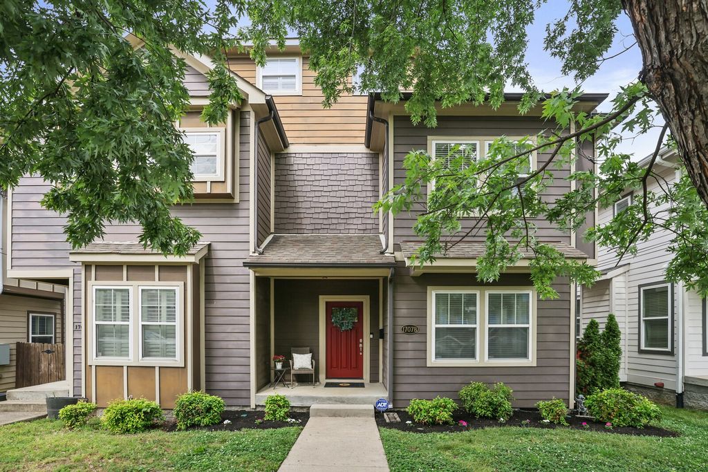 1707A 14th Ave, S, Nashville, TN 37212