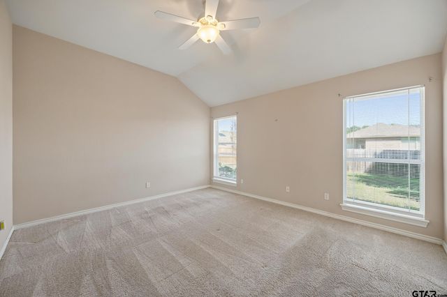 6952 La Hacienda, Flint, TX 75762