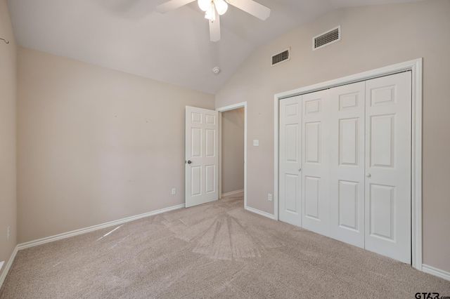 6952 La Hacienda, Flint, TX 75762