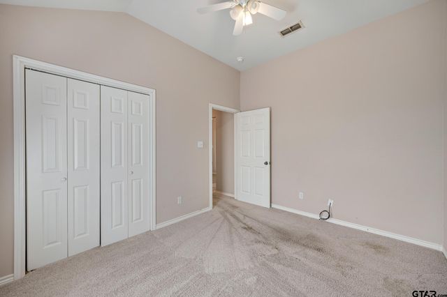 6952 La Hacienda, Flint, TX 75762