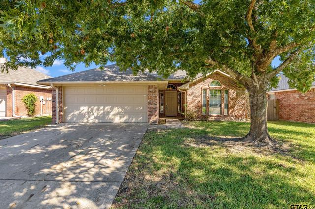 6952 La Hacienda, Flint, TX 75762