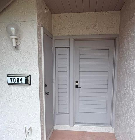 7094 Rain Forest Drive H-7-l, Boca Raton, FL 33434