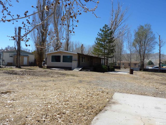 6 Palomino, Yerington, NV 89447