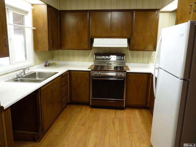 6 Palomino, Yerington, NV 89447