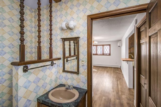 1517 Albert Street N, Saint Paul, MN 55108