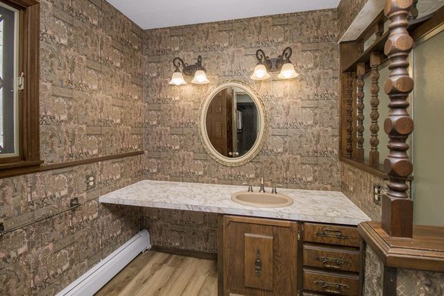 1517 Albert Street N, Saint Paul, MN 55108