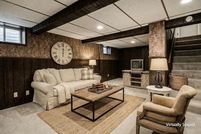 1517 Albert Street N, Saint Paul, MN 55108