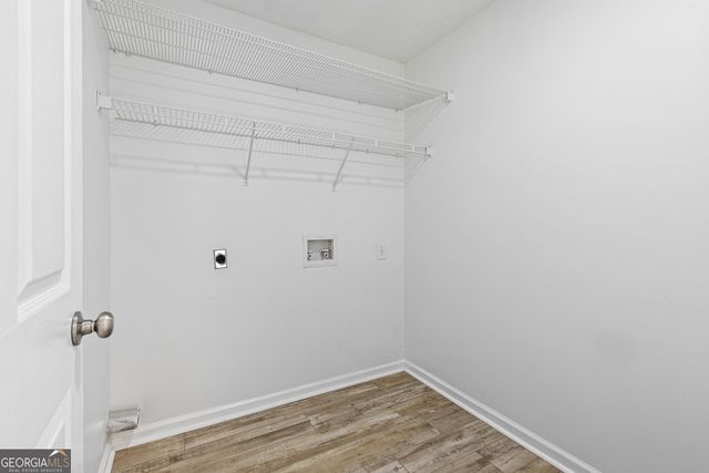 484 Creek Crossing Court, Grayson, GA 30017