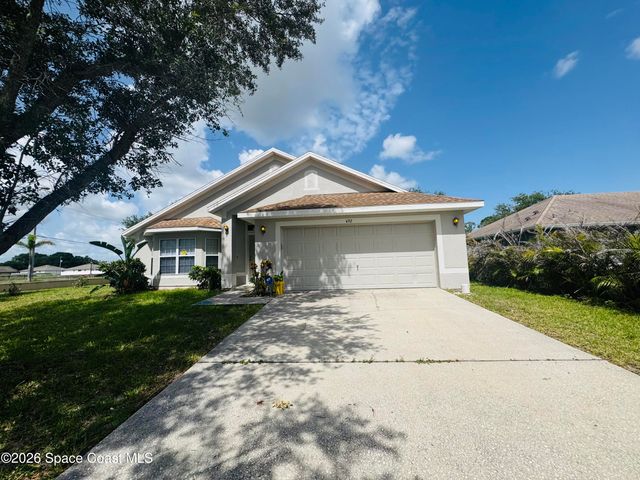 492 Calabria Avenue SE, Palm Bay, FL 32909