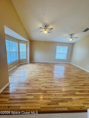 492 Calabria Avenue SE, Palm Bay, FL 32909