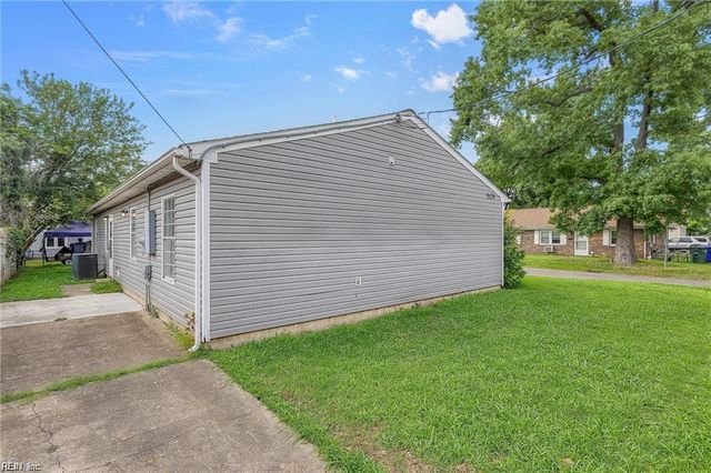 9429 Chesapeake ST, Norfolk, VA 23503