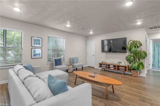 9429 Chesapeake ST, Norfolk, VA 23503