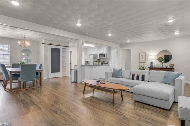 9429 Chesapeake ST, Norfolk, VA 23503