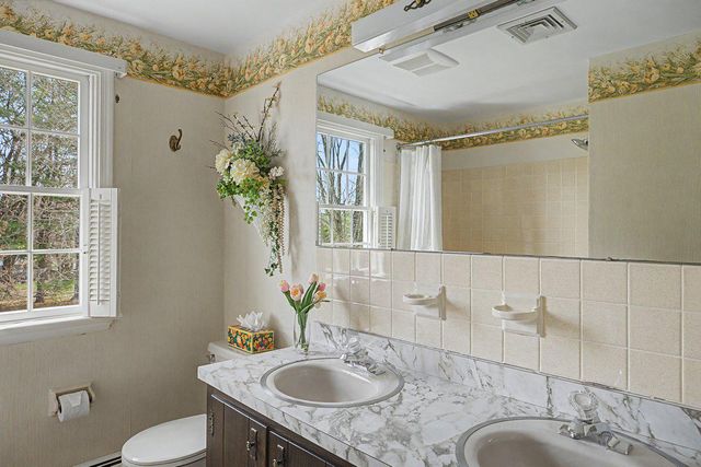 4 BROOKDALE DRIVE, Doylestown, PA 18901