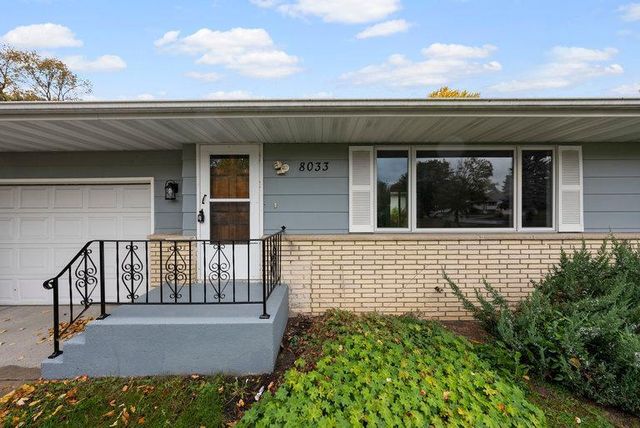 8033 Georgia Avenue N, Brooklyn Park, MN 55445