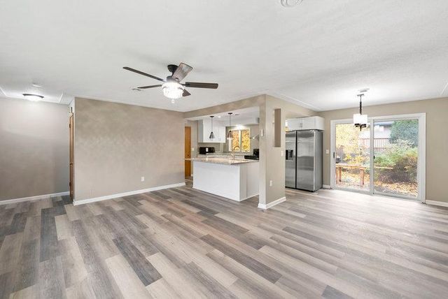 8033 Georgia Avenue N, Brooklyn Park, MN 55445